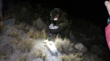 El personal policial acudió al llamado de los pobladores. FOTO: GACIP