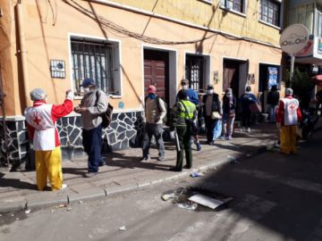 Así es el ingreso a los mercados en Potosí.