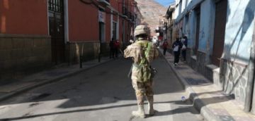 Actualmente los efectivos militares realizan el control en las calles.