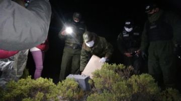 El personal policial acudió al llamado de los pobladores. FOTO: GACIP