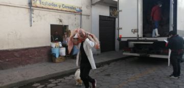 Abastecen del alimento desde tempranas horas de la mañana.