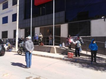 Los buses parten a La Paz y Oruro