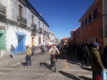 Permanecen en sus puestos de manera diaria.