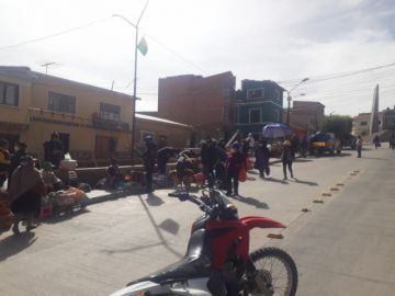 Los controles comienzan desde temprano en varias zonas donde hay mercados.