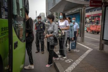 Cinco posibles vacunas chinas pasarán a tercera fase del desarrollo en julio