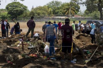 “Entierros express”, la caravana de la muerte que asusta a los nicaragüenses