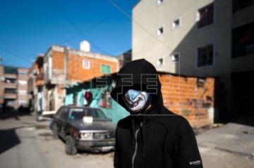 Otro récord de contagios diarios de COVID-19 en Argentina, con 474 positivos