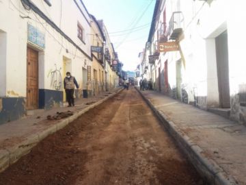 Los trabajos se realizan en esta calle del centro citadino.