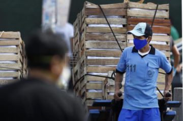 Perú y una decisión dramática: abrir la economía en pleno apogeo del virus
