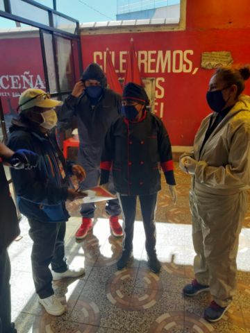 Inspección a establecimientos de comida. FOTO SALUD AMBIENTAL SEDES