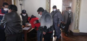Antes del inicio de la reunión.