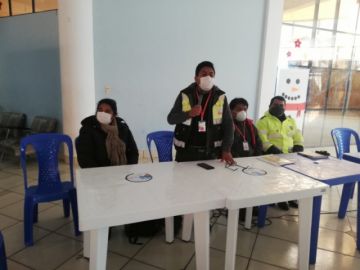 En la reunión mostraron el prototipo de puesto de mercado. FOTO: GAMP