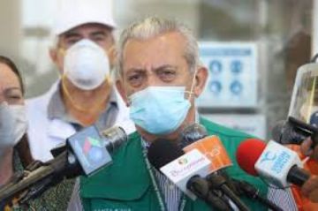 Aparece un donante de plasma para Óscar Urenda, se aguarda por las pruebas para determinar si cumple con los requisitos