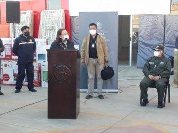 Entrega de equipamiento por parte del Ministerio de Salud.