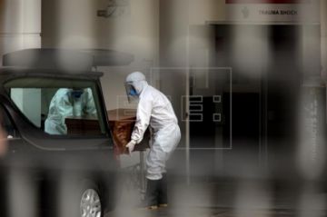 Perú acumula unas 34.000 muertes "inusuales" desde la llegada de la COVID-19