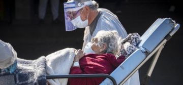 Chile se acerca a los 300.000 casos y destaca realidades "desiguales" en el país