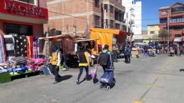 Así atiende la feria popular en Potosí