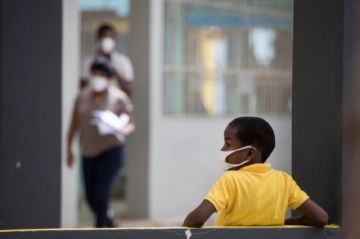 Hay un nuevo récord diario de casos de COVID-19 en República Dominicana, con 1.418