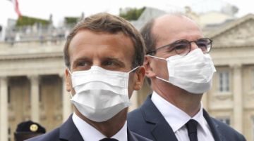 Macron obligará a llevar mascarilla "en todo lugar cerrado" en Francia