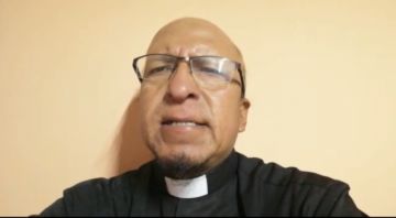 El padre Miguel Albino comparte su oración en sábado