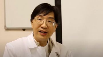 Médico que estuvo en Wuhan al comienzo de la pandemia denunció el encubrimiento de China