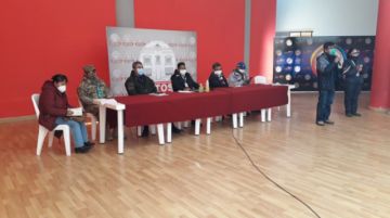 Se reúnen en la Casa de la Cultura