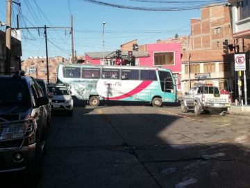 Inician los bloqueos los transportistas