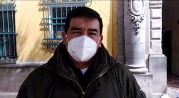 Casi una veintena de bloqueos de carretera aíslan a Potosí