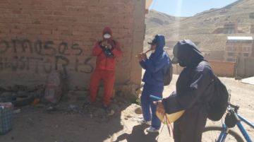 Llegaron con ayuda hasta el lugar en el que vive.