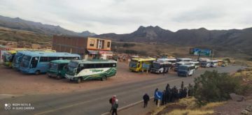 Están en vigilia en la vía Potosí Sucre