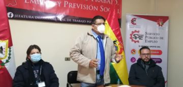 De la firma de convenios participaron representantes de diferentes entes colegiados.