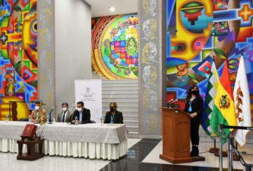 Tellería tomó juramento del cargo este lunes, en la Casa Grande, con la presencia de representantes del sector minero aurífero cooperativizado  FOTO: MMM