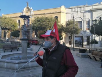 Los cívicos estaban en la Plaza 10 de Noviembre