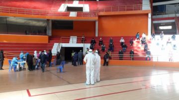 Seis coliseos en la ciudad fueron habilitados para esta tarea.