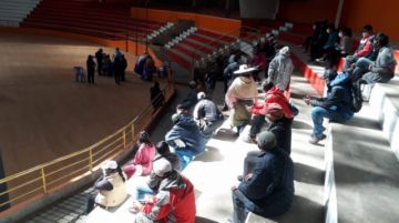 Seis coliseos en la ciudad fueron habilitados para esta tarea.