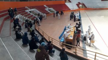 Seis coliseos en la ciudad fueron habilitados para esta tarea.