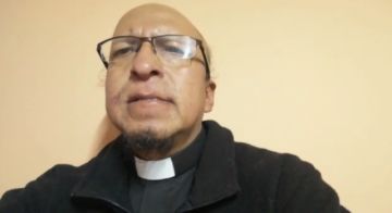 El padre Miguel Albino comparte su oración de inicio de semana