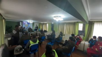 El consumo será voluntario, se informó en el acto.