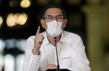 Fiscalía peruana allana viviendas en caso de juicio de destitución de Vizcarra
