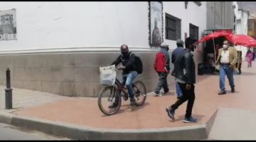 El Potosí impreso llega a los hogares hasta en bicicletas