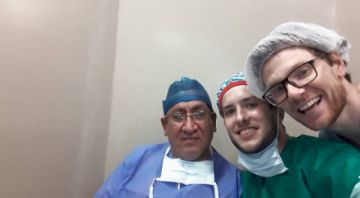 Julio Montoya Iporre (izq.).