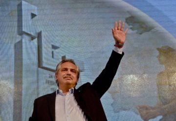 Argentina prolonga restricciones para contener la pandemia
