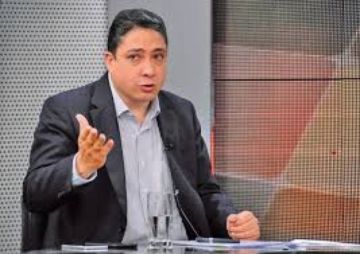 Justicia anula orden de aprehensión contra el exministro Héctor Arce por el caso fraude electoral de 2019