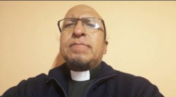 El padre Miguel Albino habla del ejemplo de Jesús
