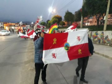 Así comienzan a llegar hasta el Puente de la Dignidad
