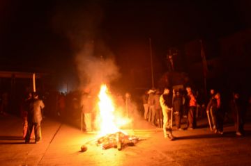 En la denominada Noche de las velas, los potosinos amanecieron en torno a sus fogatas.