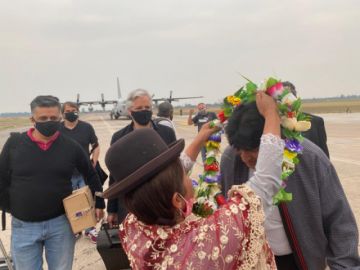 Morales viaja junto con Álvaro García Linera. 