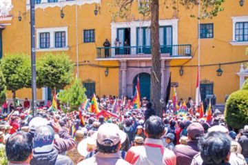 Los habitantes del área rural ingresaron a la capital y se expresaron libremente.