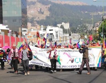Delegaciones y organizaciones llegan para el acto de posesión de Arce.