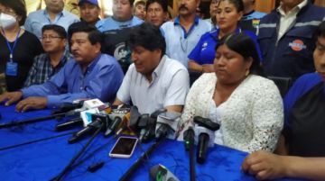 El partido MAS-IPSP elige a Evo Morales como presidente 